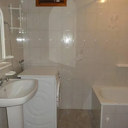 Casa *